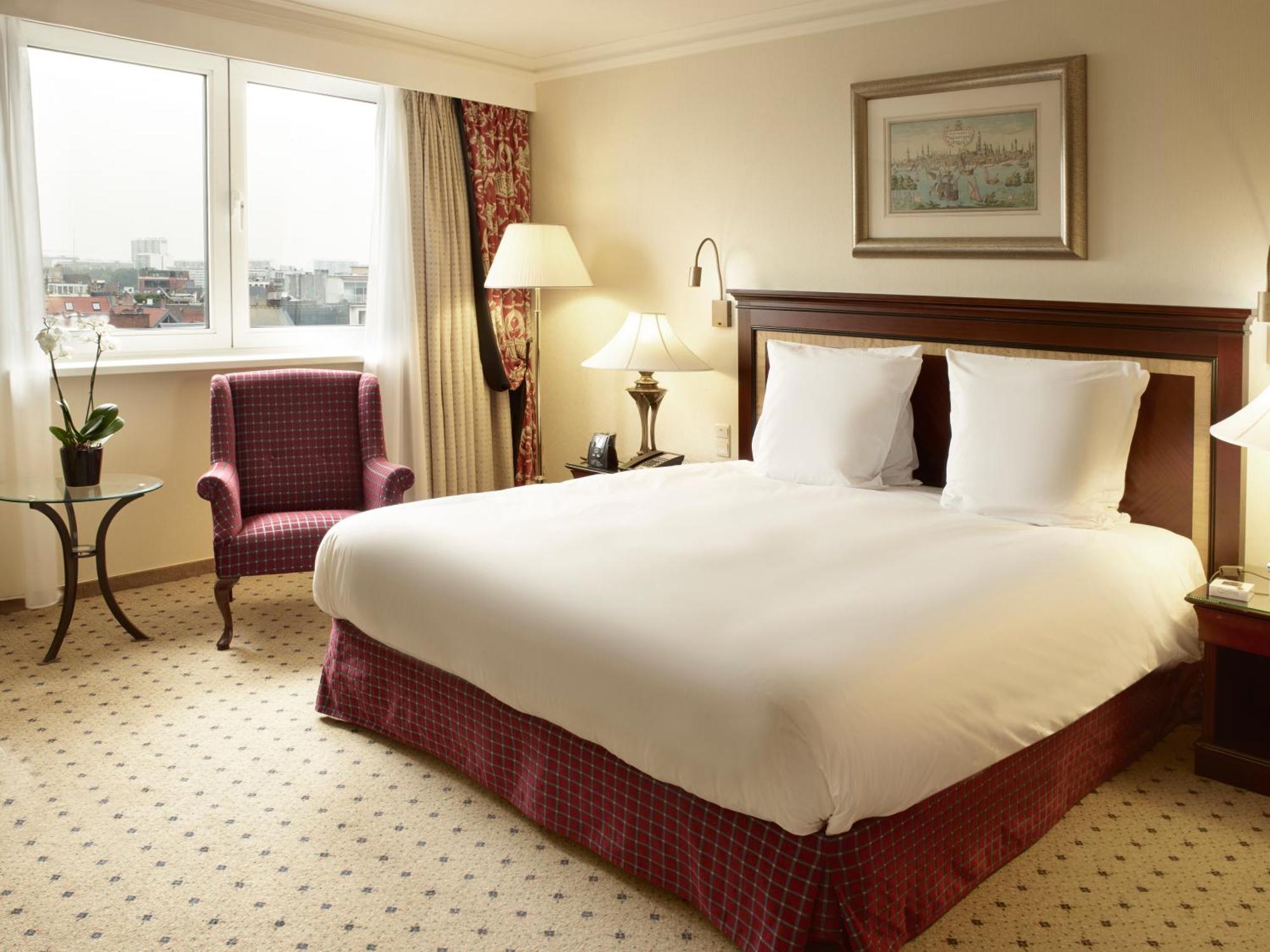 Hilton Antwerp Old Town Otel Dış mekan fotoğraf