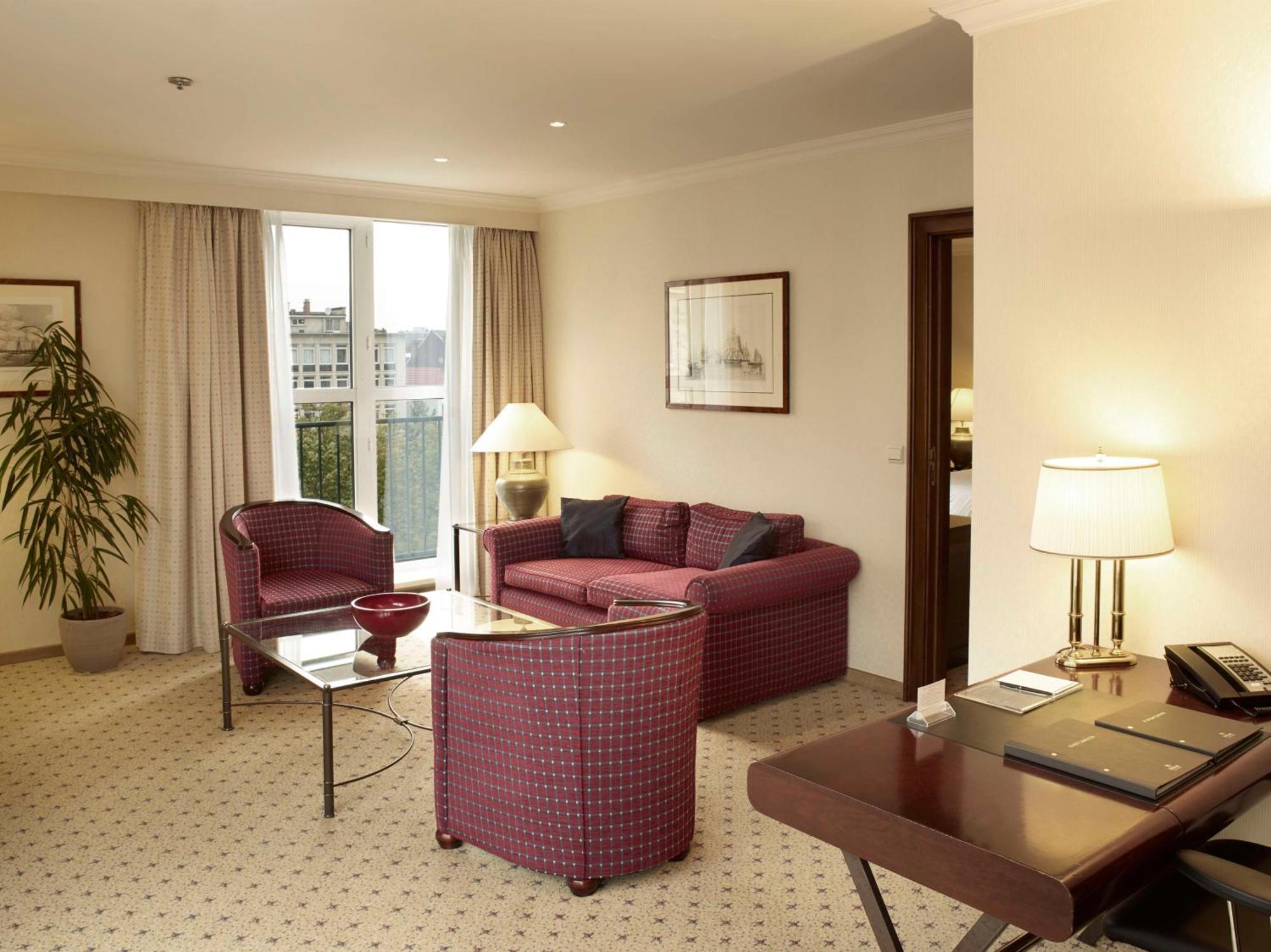 Hilton Antwerp Old Town Otel Dış mekan fotoğraf