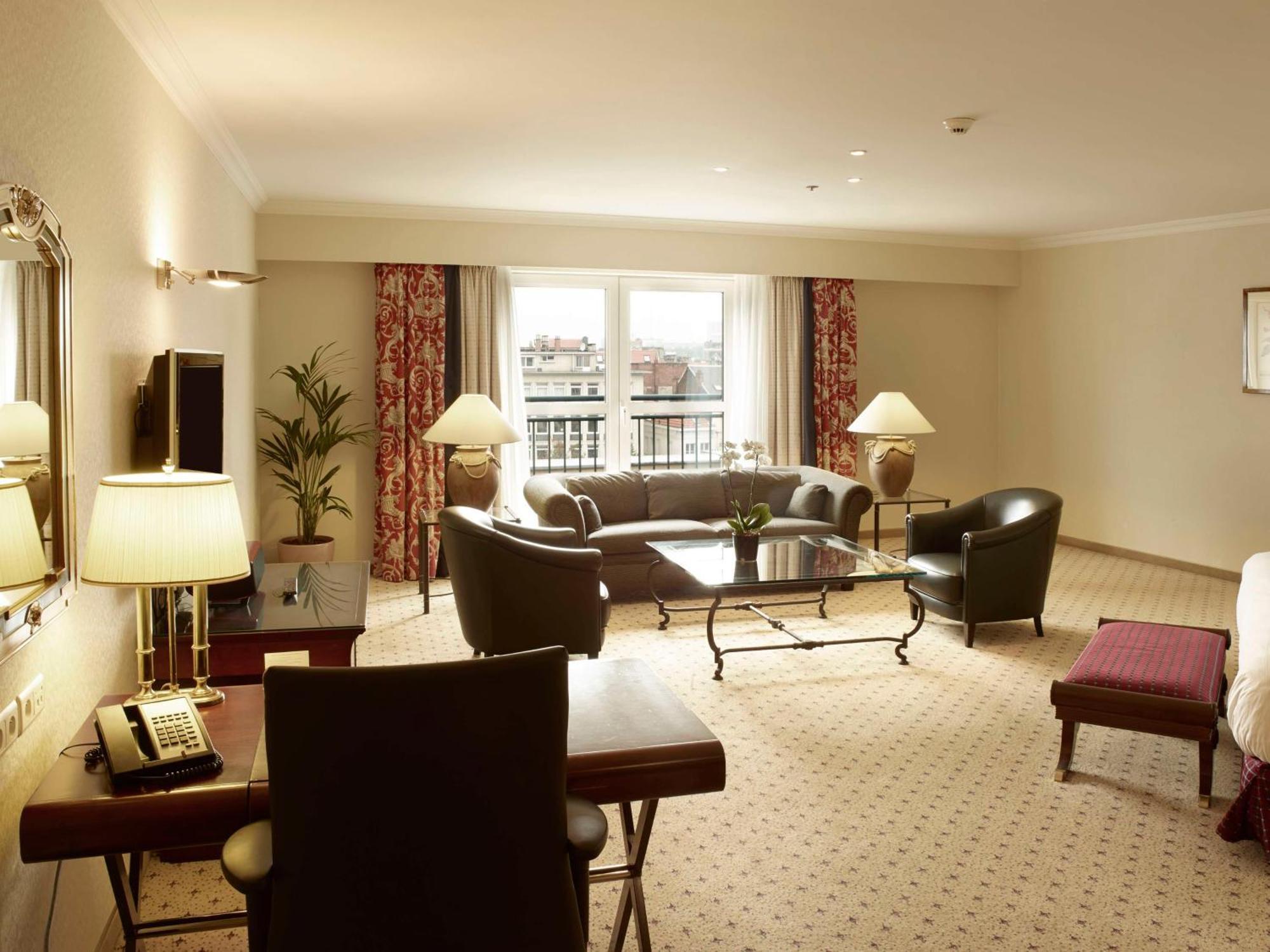 Hilton Antwerp Old Town Otel Dış mekan fotoğraf