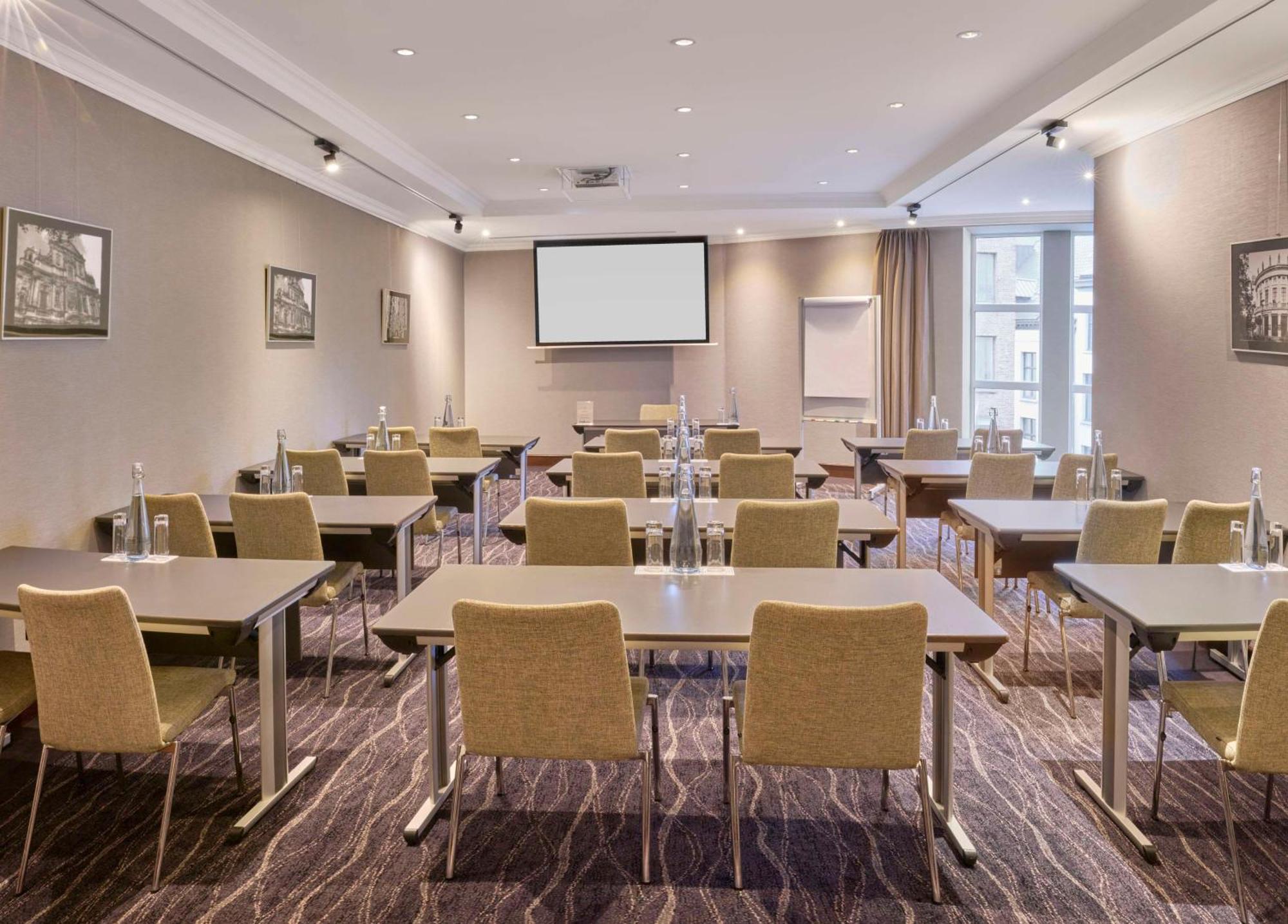 Hilton Antwerp Old Town Otel Dış mekan fotoğraf